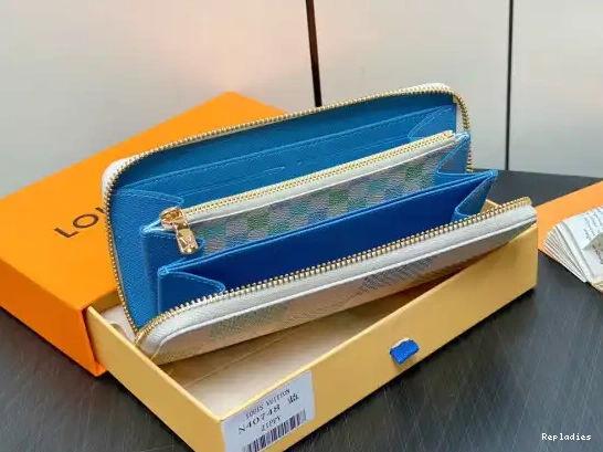 Repladies LOUIS VUITTON cm ZIPPY WALLET-19.5*10.5*2.5 0702